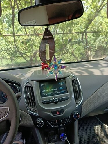 Chevrolet Cruze-9