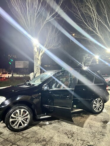 Mercedes ML 350 4MATIC 2011, 220,000 km - 3.5 l - Bakı