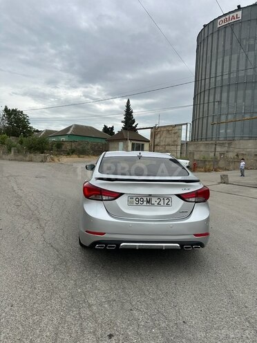 Hyundai Elantra 2015, 193,121 km - 1.8 л - Bakı