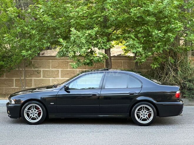 BMW 530 2001, 275,000 km - 3.0 l - Bakı