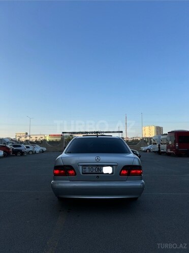 Mercedes E 270 2001, 500,000 km - 2.7 l - Bakı