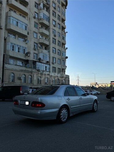 Mercedes E 270 2001, 500,000 km - 2.7 l - Bakı