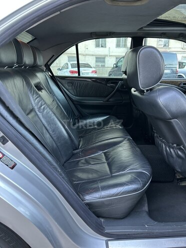 Mercedes E 270 2001, 500,000 km - 2.7 l - Bakı