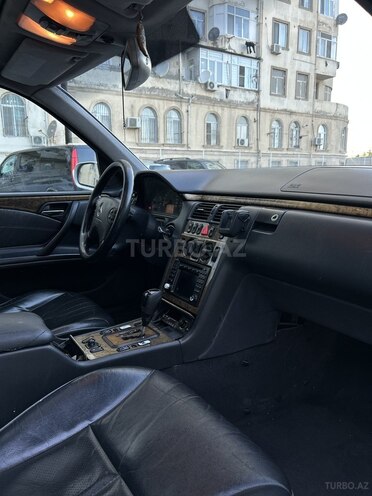 Mercedes E 270 2001, 500,000 km - 2.7 l - Bakı