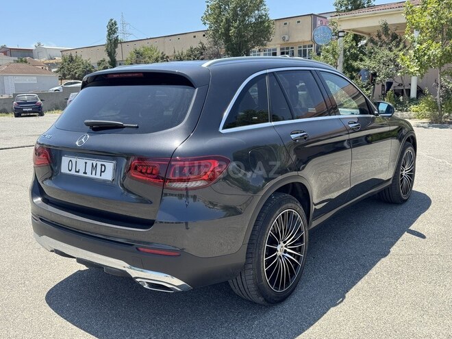 Mercedes GLC 300-7