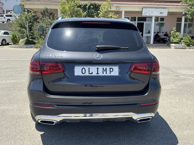 Mercedes GLC 300-5
