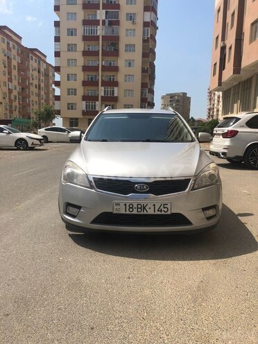 Kia  2010, 345,000 km - 1.6 l - Bakı