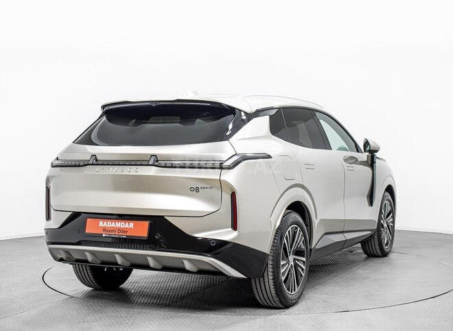 Lynk & Co 08-3