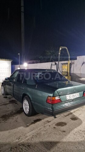 Mercedes E 200 1991, 480,000 km - 2.0 l - Bakı