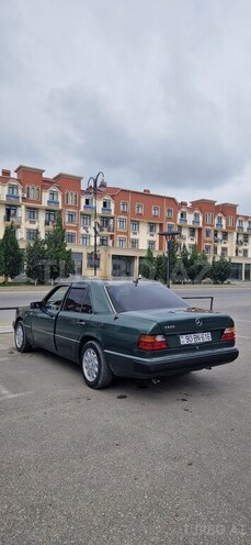 Mercedes E 200 1991, 480,000 km - 2.0 l - Bakı