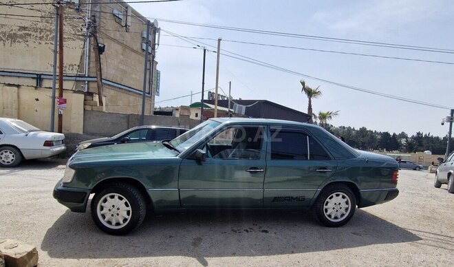 Mercedes E 200 1991, 480,000 km - 2.0 l - Bakı