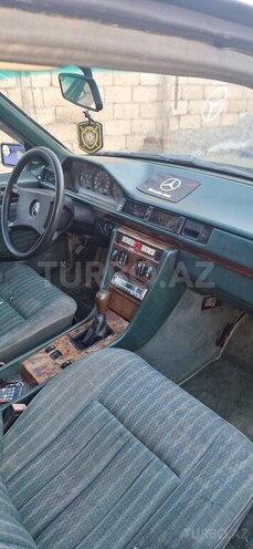 Mercedes E 200 1991, 480,000 km - 2.0 l - Bakı