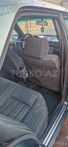 Mercedes E 200 1991, 480,000 km - 2.0 l - Bakı