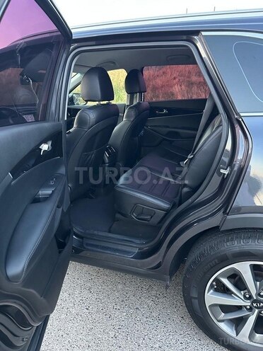 Kia Sorento-7