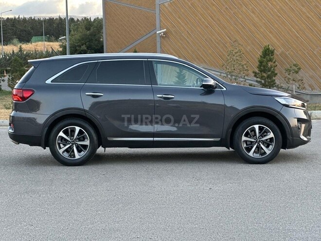 Kia Sorento-4