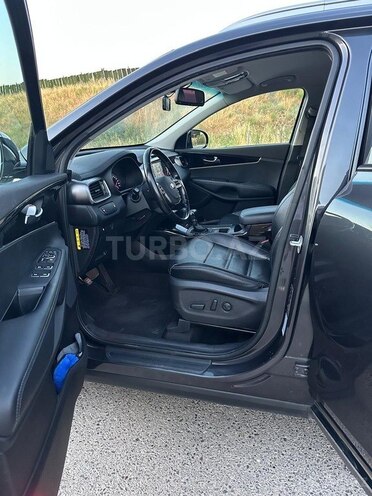 Kia Sorento-12