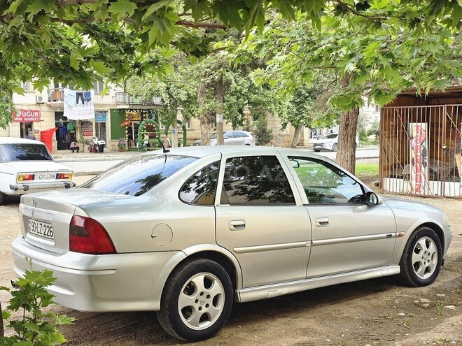 Opel Vectra 2000, 471,985 km - 2.0 l - Bakı