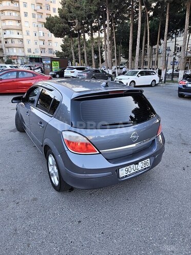 Opel Astra 2006, 250,200 km - 1.8 l - Bakı