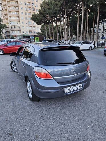 Opel Astra 2006, 250,200 km - 1.8 l - Bakı