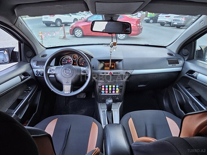 Opel Astra 2006, 250,200 km - 1.8 l - Bakı