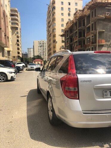 Kia  2010, 345,000 km - 1.6 l - Bakı