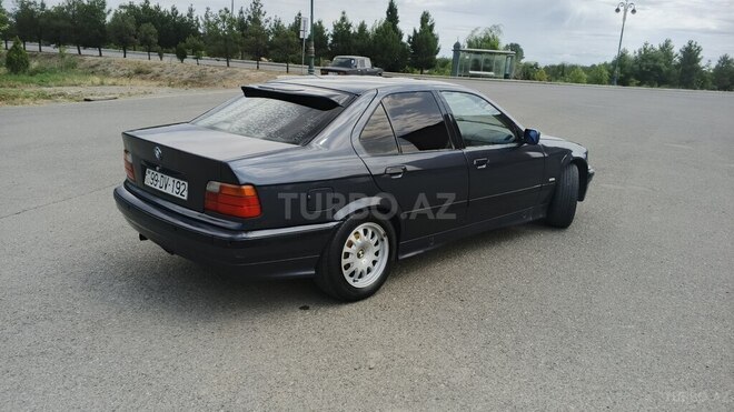 BMW 316 1998, 270,000 km - 1.6 l - Gəncə