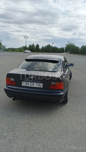 BMW 316 1998, 270,000 km - 1.6 l - Gəncə