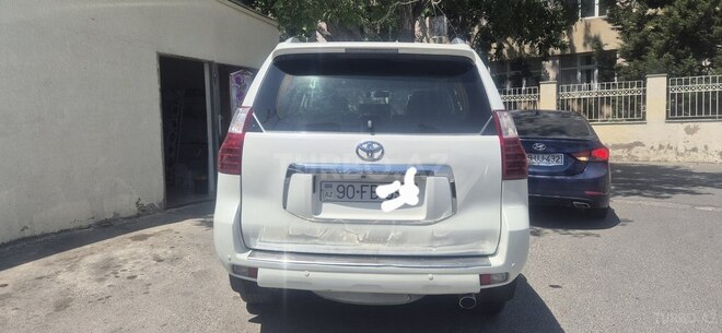 Toyota Land Cruiser Prado 2012, 250,000 km - 2.7 l - Bakı