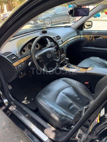 Mercedes E 200 d 2008, 227,155 km - 2.2 l - Bakı