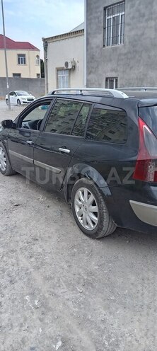 Renault Megane-2