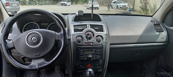 Renault Megane-5