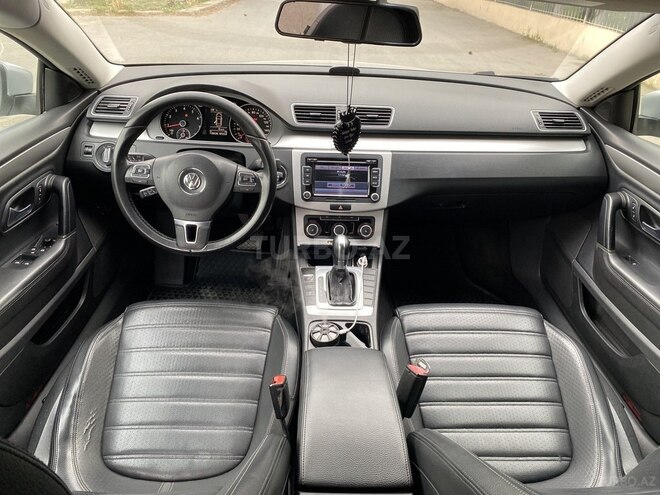 Volkswagen Passat CC-2