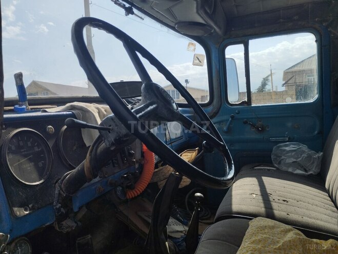 ZIL 130-3