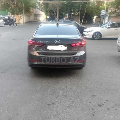 Hyundai Avante 2017, 235,000 km - 1.6 л - Bakı