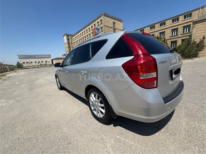 Kia  2010, 142,000 km - 1.4 l - Bakı