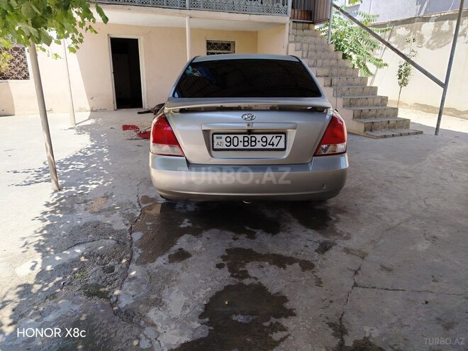 Hyundai Elantra 2001, 300,000 km - 2.0 l - Bakı
