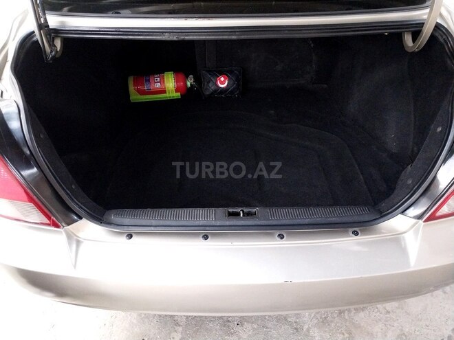 Hyundai Elantra 2001, 300,000 km - 2.0 l - Bakı