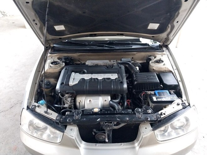 Hyundai Elantra 2001, 300,000 km - 2.0 l - Bakı
