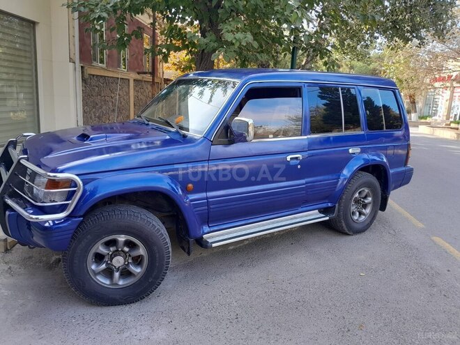 Mitsubishi Pajero 1993, 100,000 km - 2.5 l - Hacıqabul