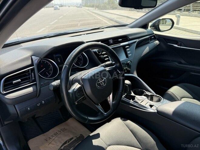 Toyota Camry-3