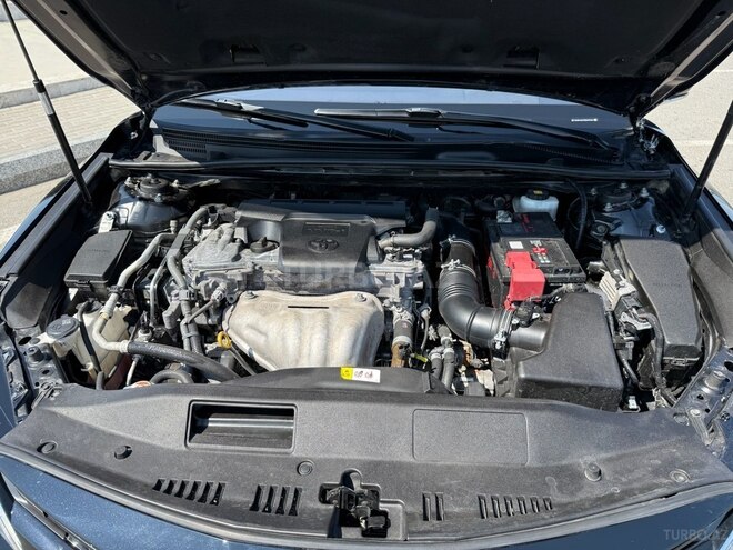 Toyota Camry-10