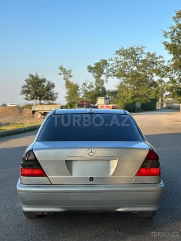 Mercedes C 230 1999, 367,000 km - 2.3 l - Quba