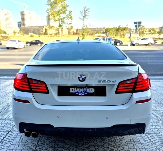 BMW 520-9