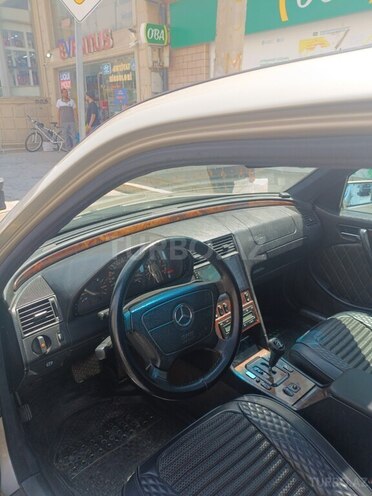 Mercedes C 180 2000, 363,404 km - 1.8 l - Bakı