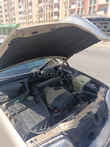 Mercedes C 180 2000, 363,404 km - 1.8 l - Bakı