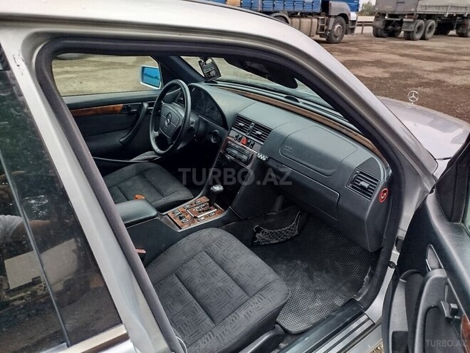 Mercedes C 240 1999, 315,470 km - 2.4 л - Bakı