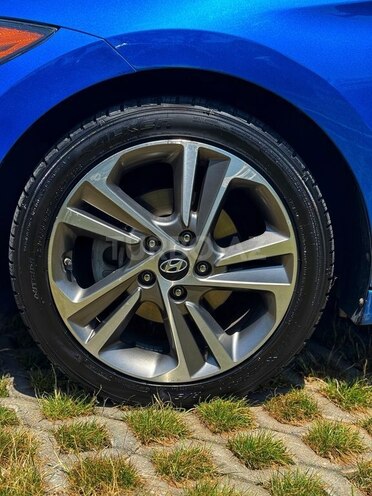 Hyundai Elantra 2017, 95,000 km - 2.0 l - Bakı