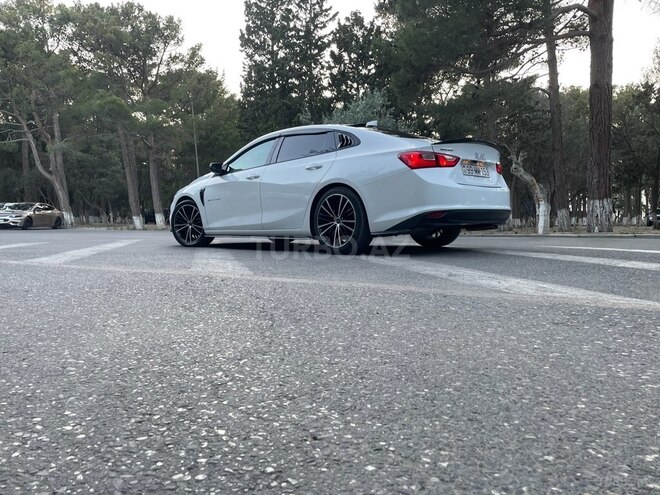 Chevrolet Malibu-5