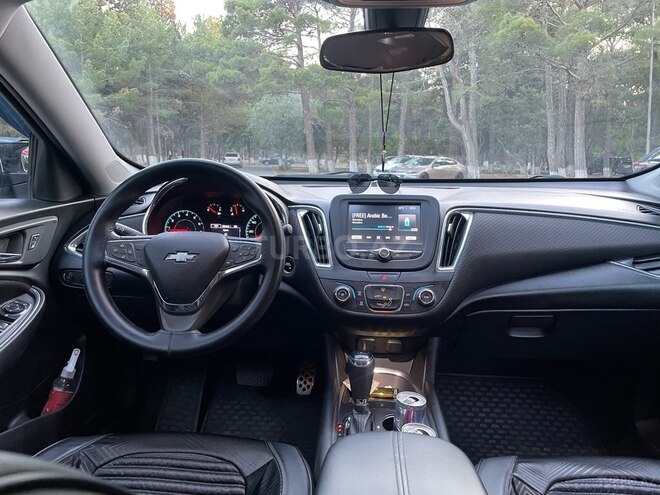 Chevrolet Malibu-13