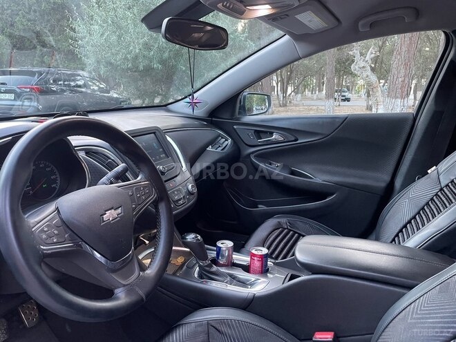 Chevrolet Malibu-14
